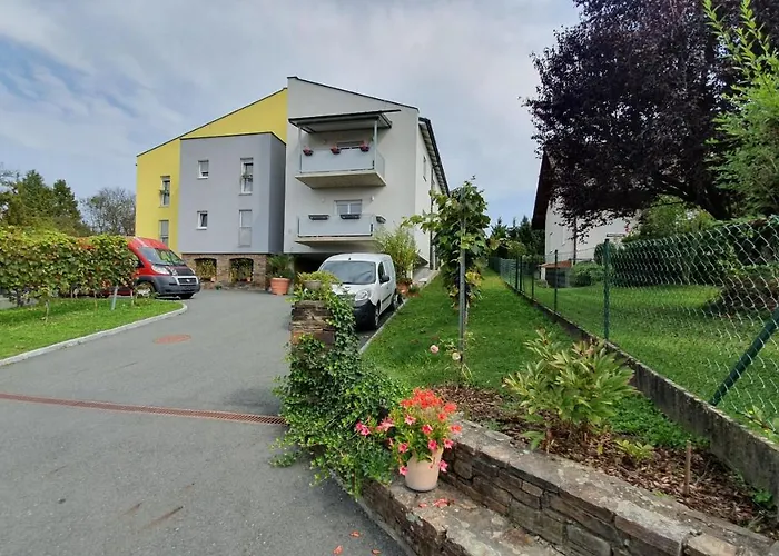 Schlossblick Apartmán *